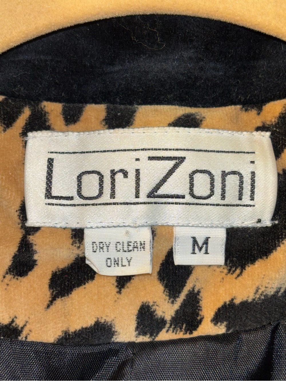 Vintage LoriZoni Leopard Print Velvet Blazer - Picture 3 of 5